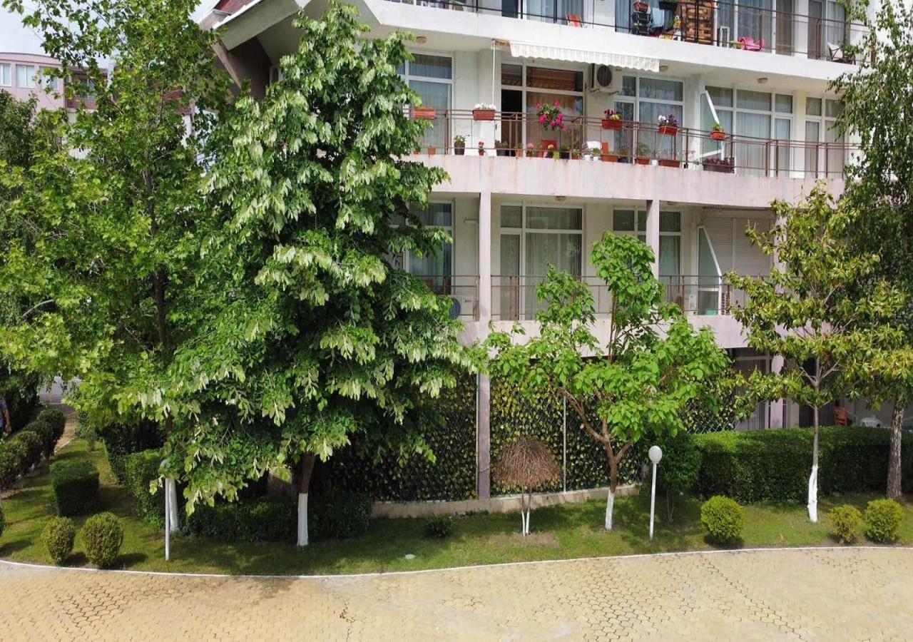 Charis Cozy Family Apart At Sun Village Complex Close To The Beach Slantschew brjag Exterior foto
