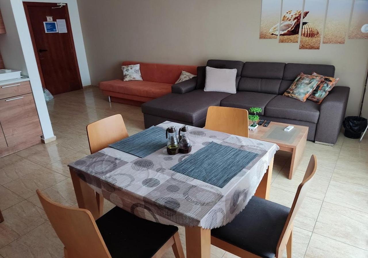 Charis Cozy Family Apart At Sun Village Complex Close To The Beach Slantschew brjag Exterior foto